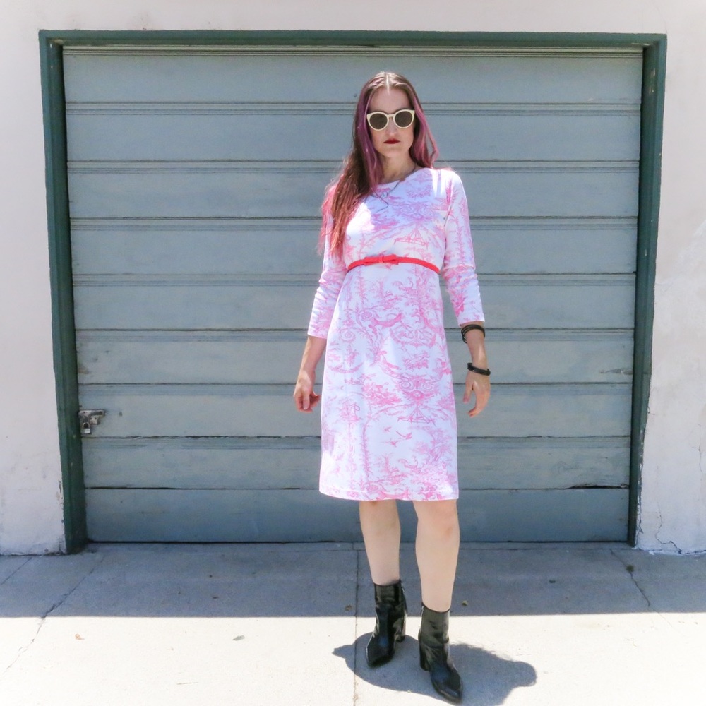 Victorian Floral Pink & White Pattern Dress